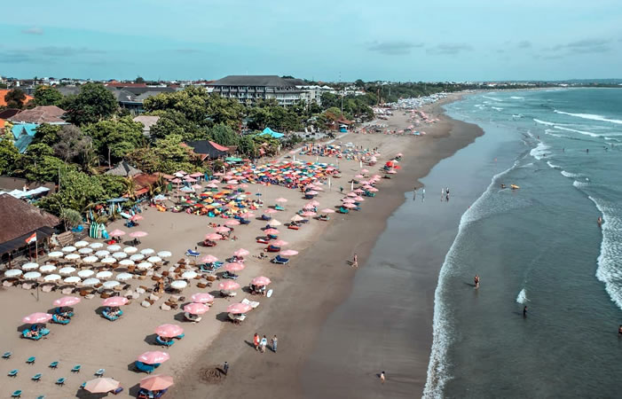 We provide Ngurah Rai International Airport, Denpasar (DPS) pick-up and drop-off services to Seminyak, along with reliable inter-hotel transfers to all destinations in Bali, East Java, Central Java, Yogyakarta, West Java, Jakarta, Banten, private car and van rental with driver in a range of well-maintained, air-conditioned vehicles, including Toyota Avanza 5-seater car, Toyota Innova 6-seater car, and Toyota Hiace 14-seater van to suit your travel needs.